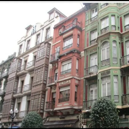 1930. Diecinueve Treinta Apartment *